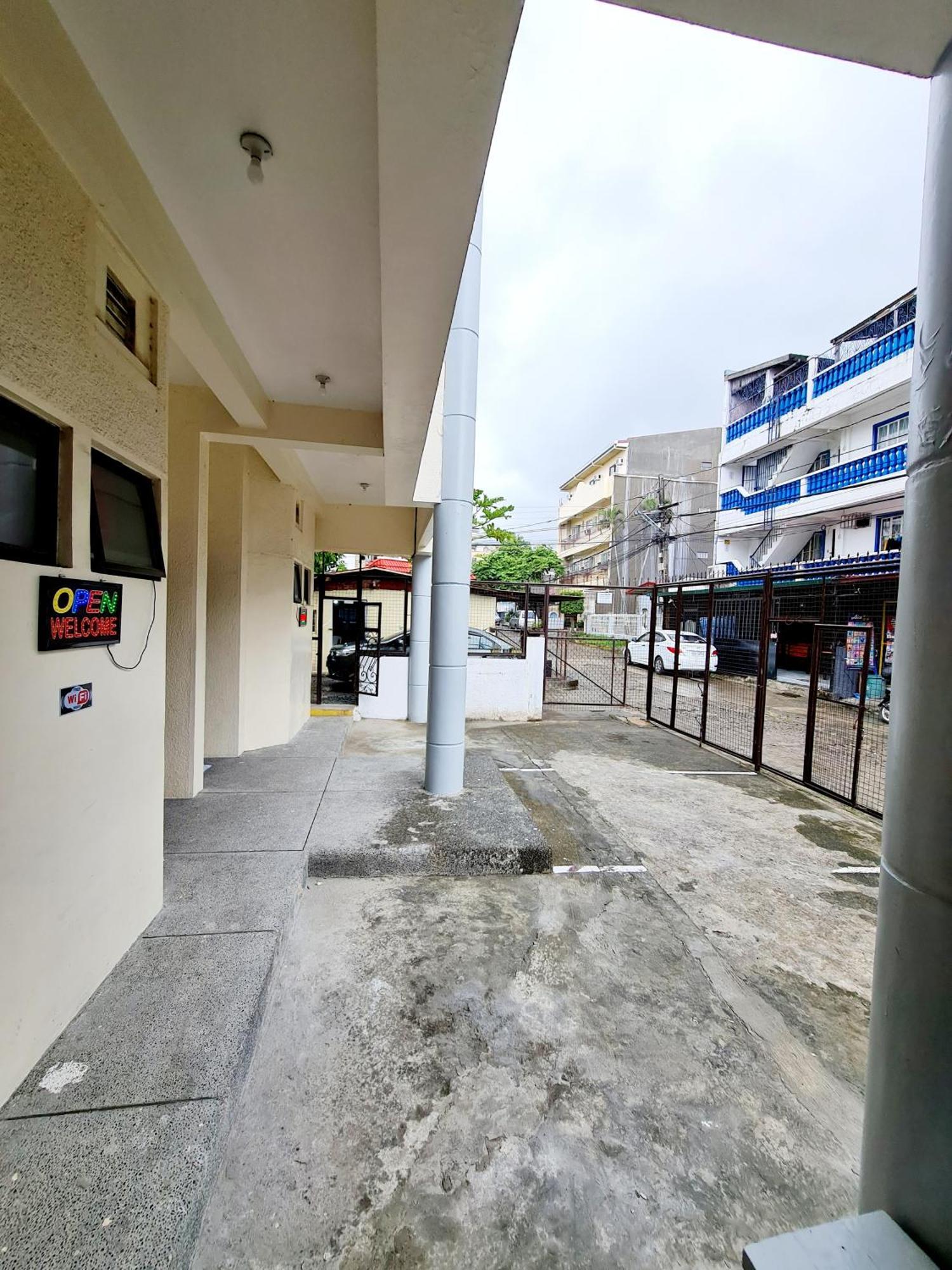 Dasma Lofts Hotel Near Dela Salle Dasma Dasmarinas Buitenkant foto
